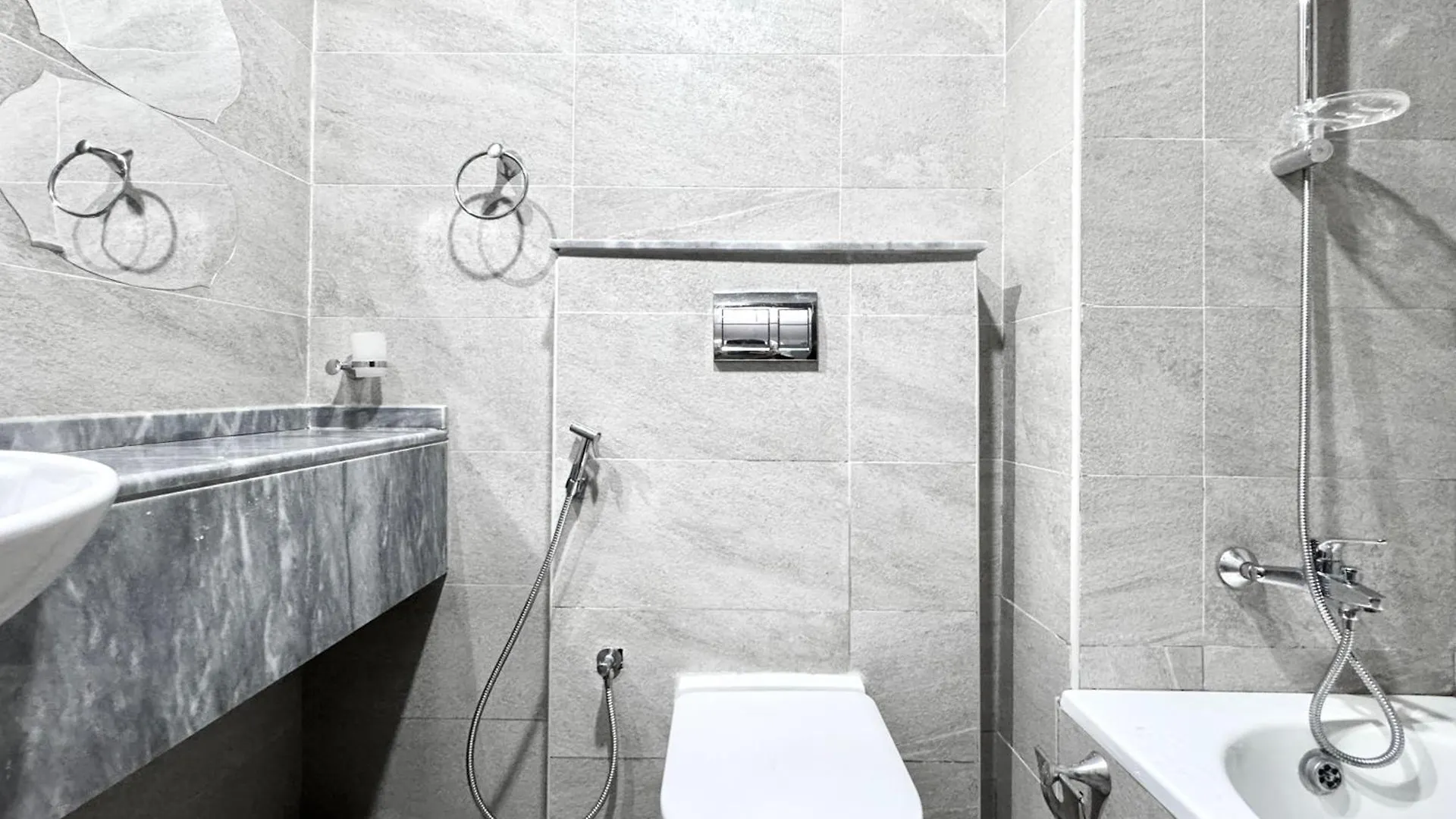Al Manara Classic Deluxe Studio Дубай 0*,  ОАЭ